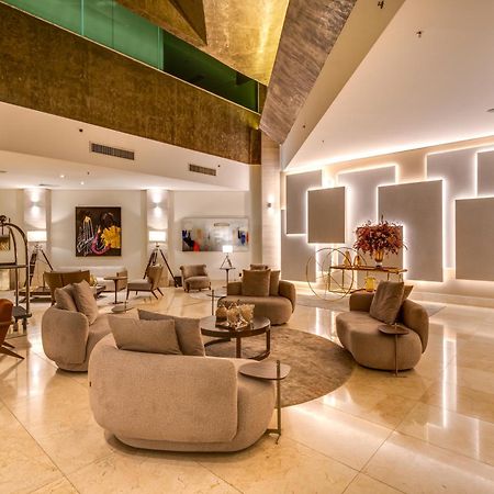 K Hotel Гояния Экстерьер фото