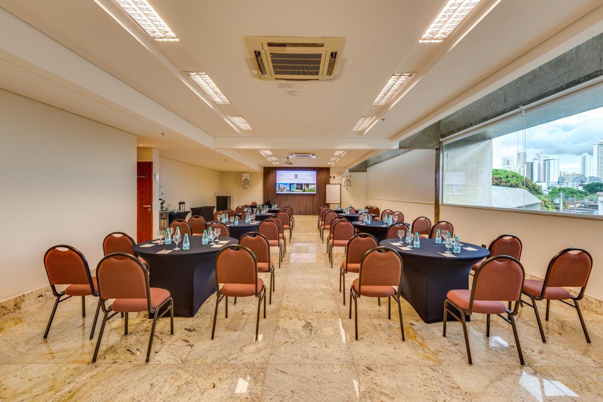 K Hotel Гояния Экстерьер фото