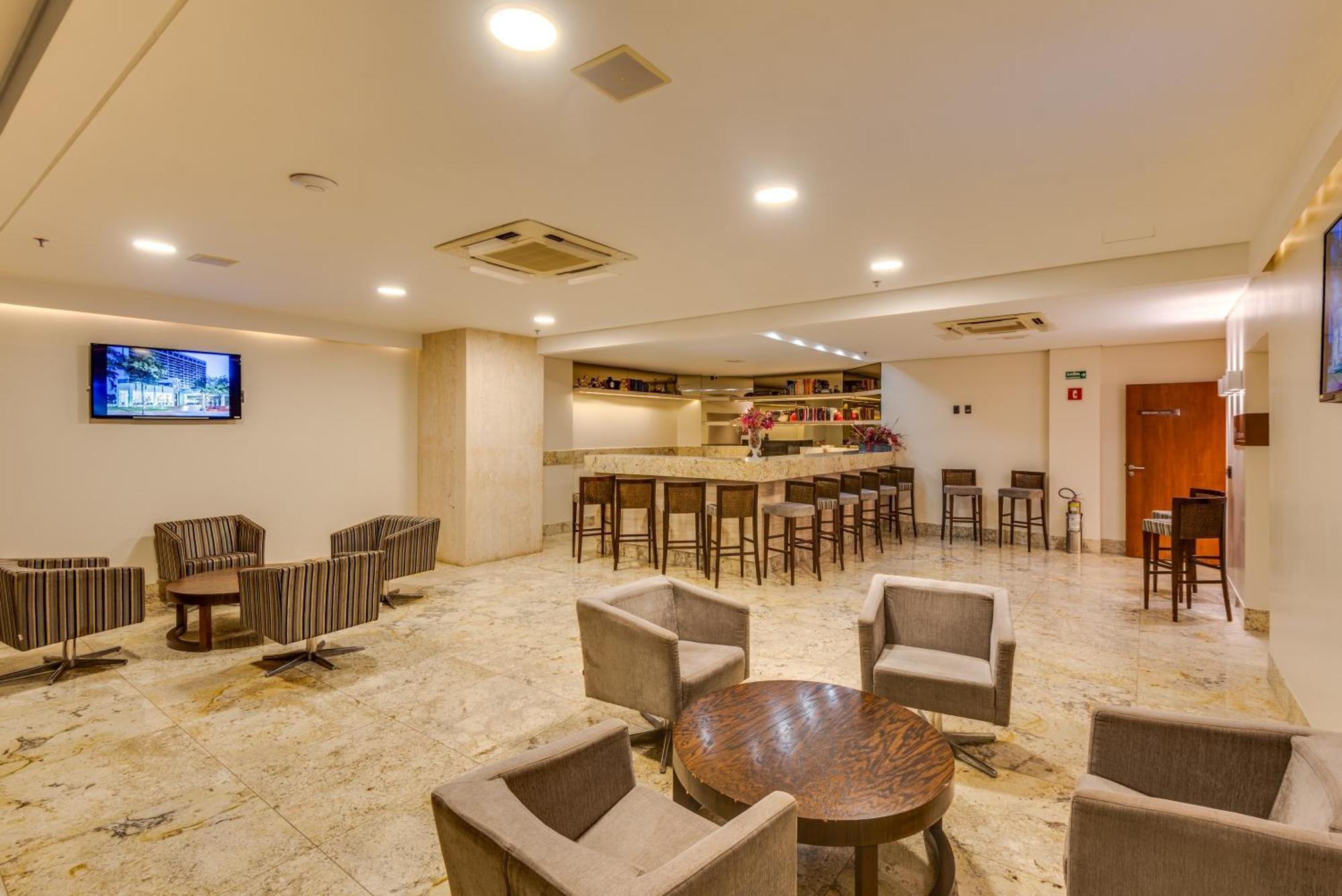 K Hotel Гояния Экстерьер фото