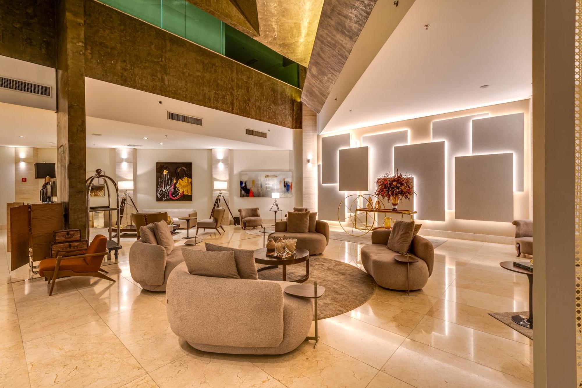 K Hotel Гояния Экстерьер фото
