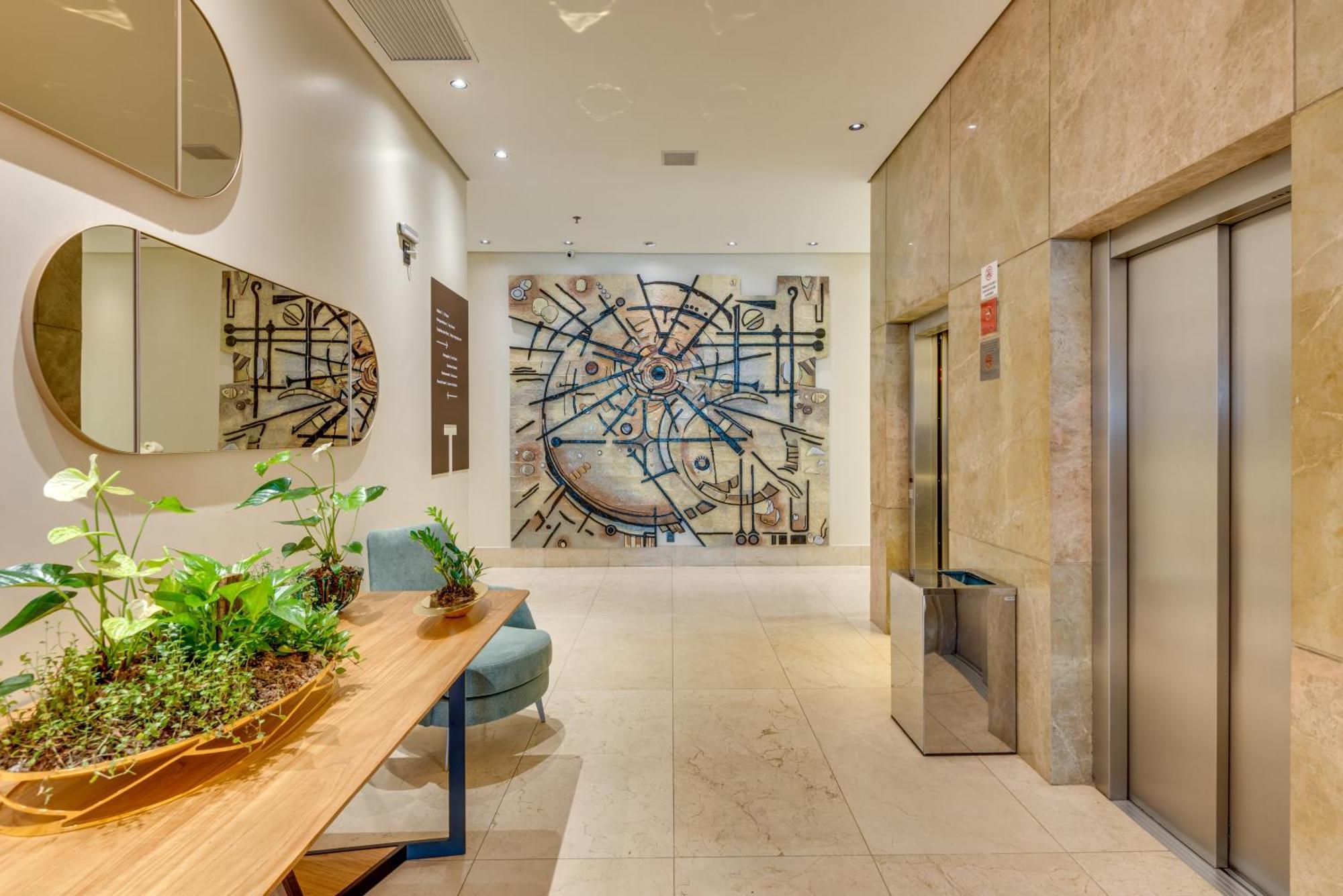 K Hotel Гояния Экстерьер фото
