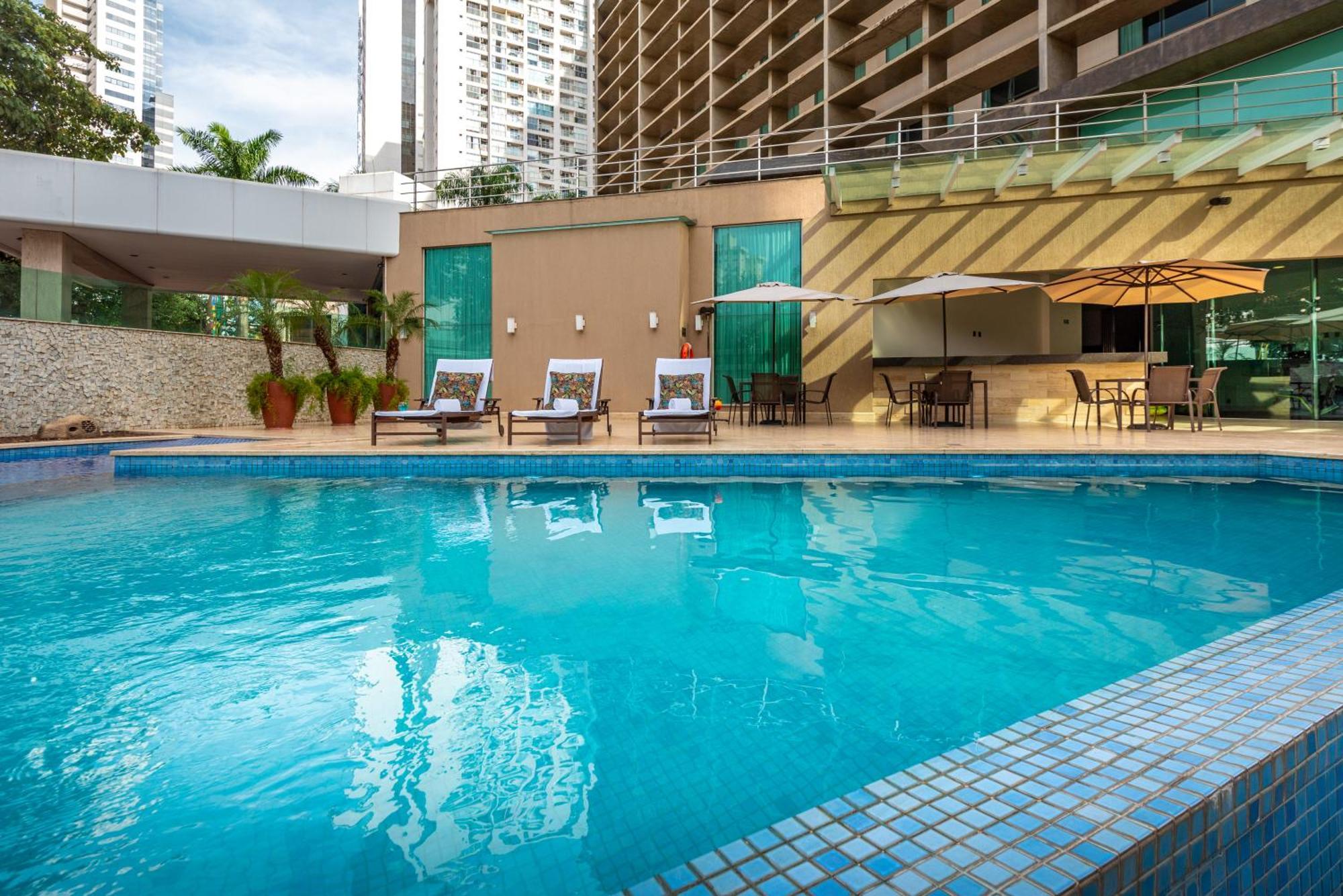 K Hotel Гояния Экстерьер фото